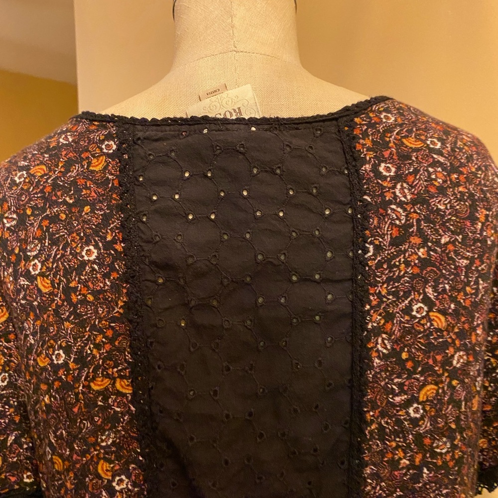 Knox Rose Black and Brown Lace Floral Blouse - Picture 5 of 9